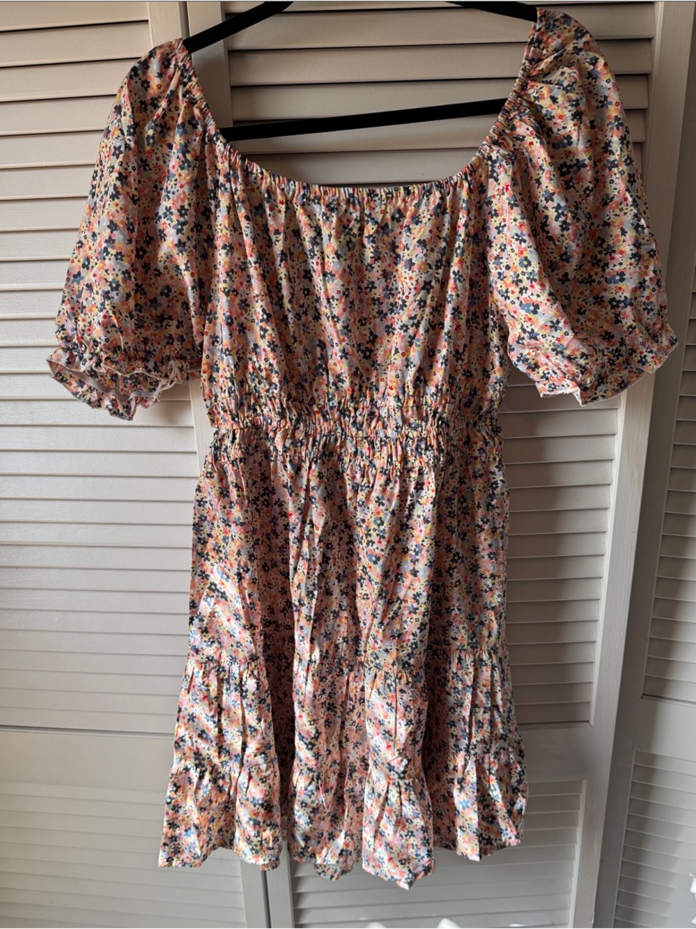 Floral Puff-Sleeve Tie-Front Mini Dress in Blush - Picture 3 of 5